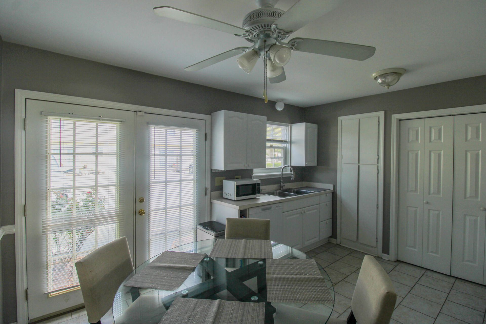 1423 Ashley River Road Photo 5