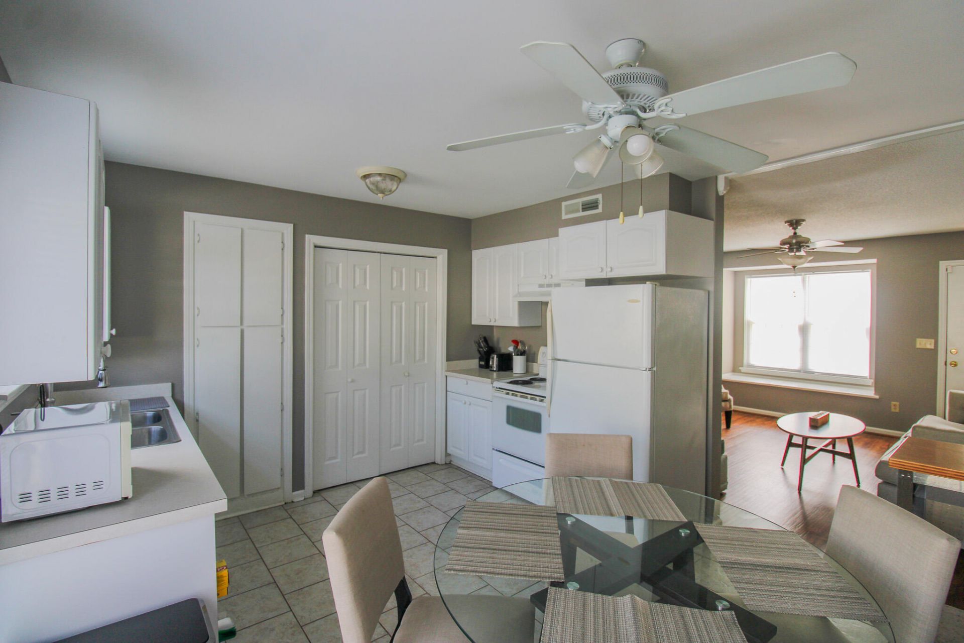 1423 Ashley River Road Photo 7
