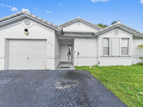 3325 NW 79th Way, Davie, FL 33024