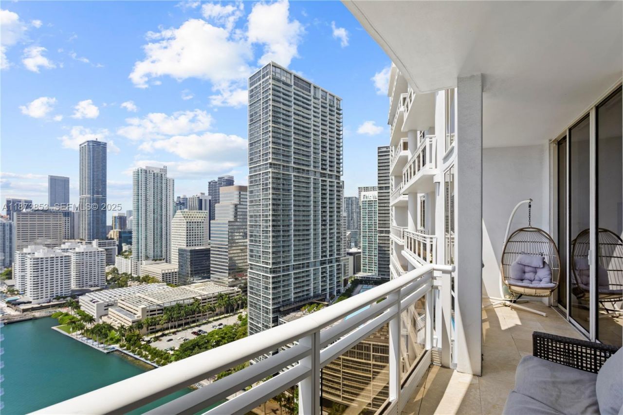901 Brickell Key Blvd, Unit 3301, Miami, FL 33131 Photo