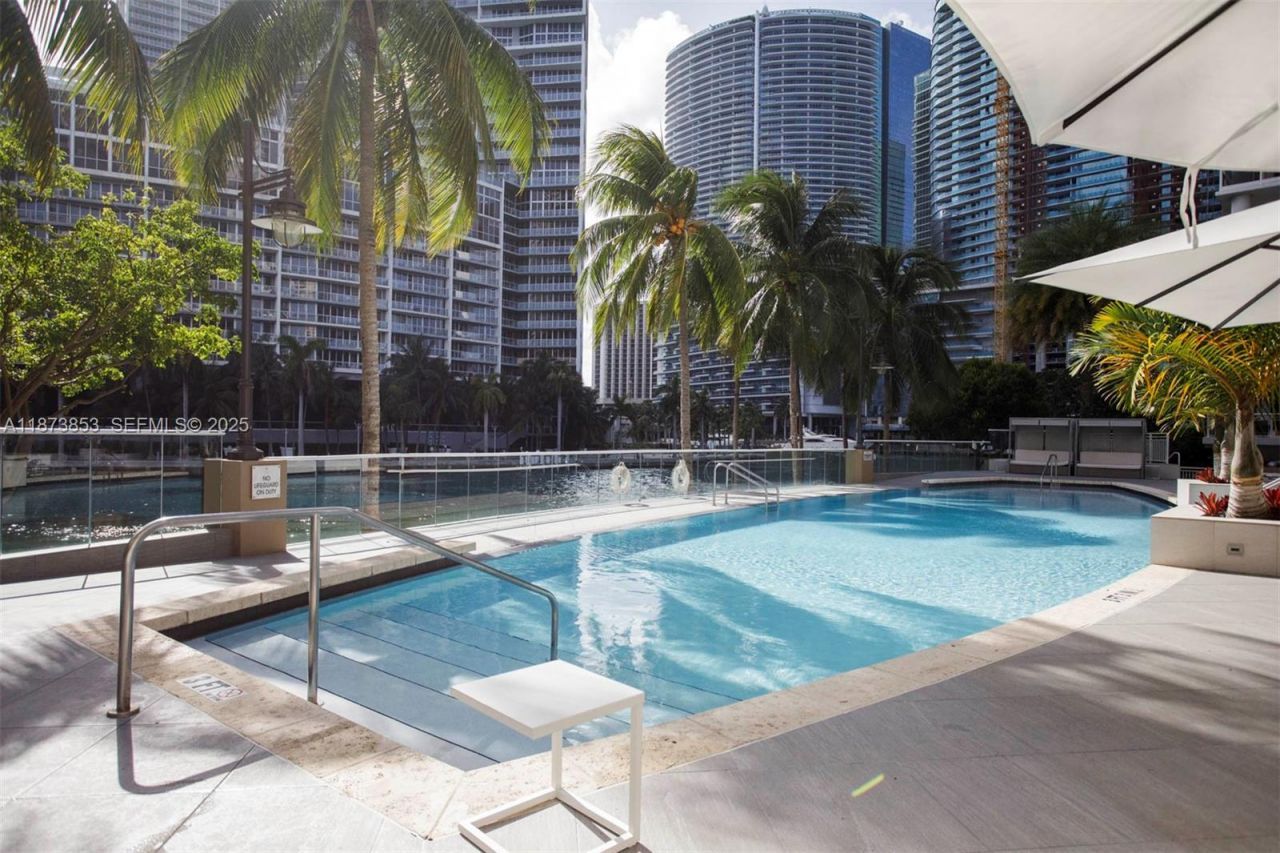 901 Brickell Key Blvd, Unit 3301, Miami, FL 33131 Photo