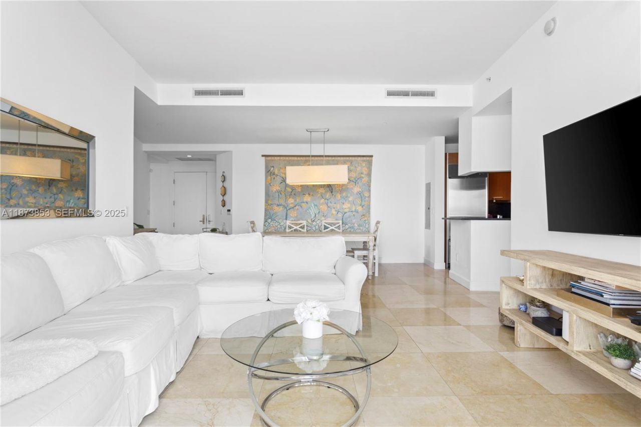 901 Brickell Key Blvd, Unit 3301, Miami, FL 33131 Photo