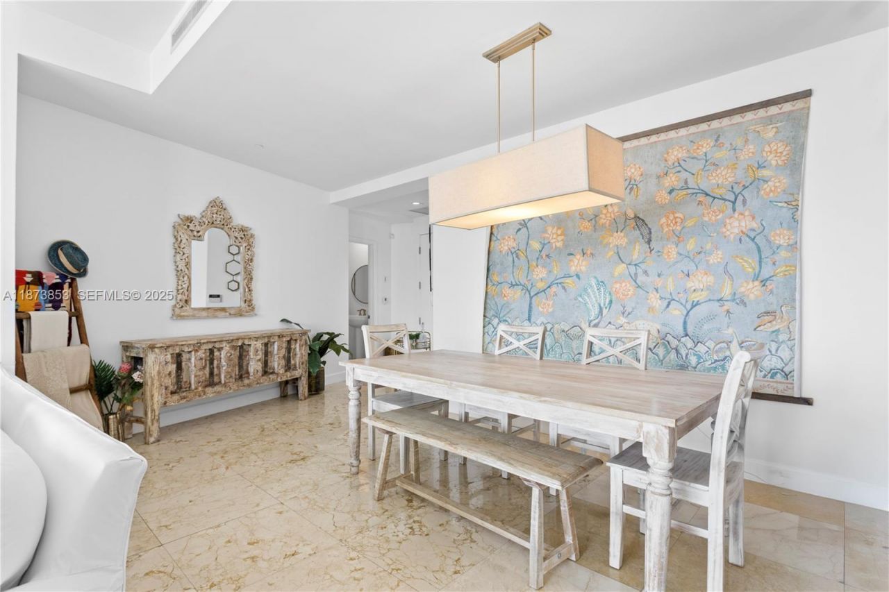 901 Brickell Key Blvd, Unit 3301, Miami, FL 33131 Photo