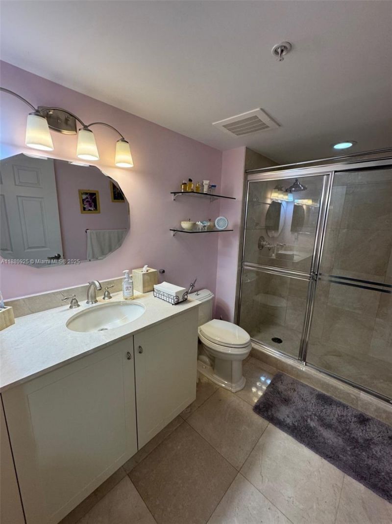 3232 SW 22nd Ter, Unit 801, Miami, FL 33145 Photo