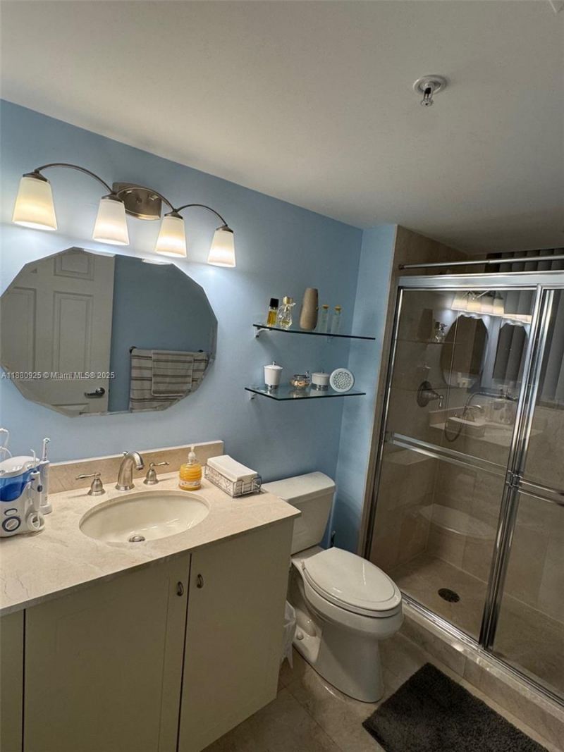 3232 SW 22nd Ter, Unit 801, Miami, FL 33145 Photo