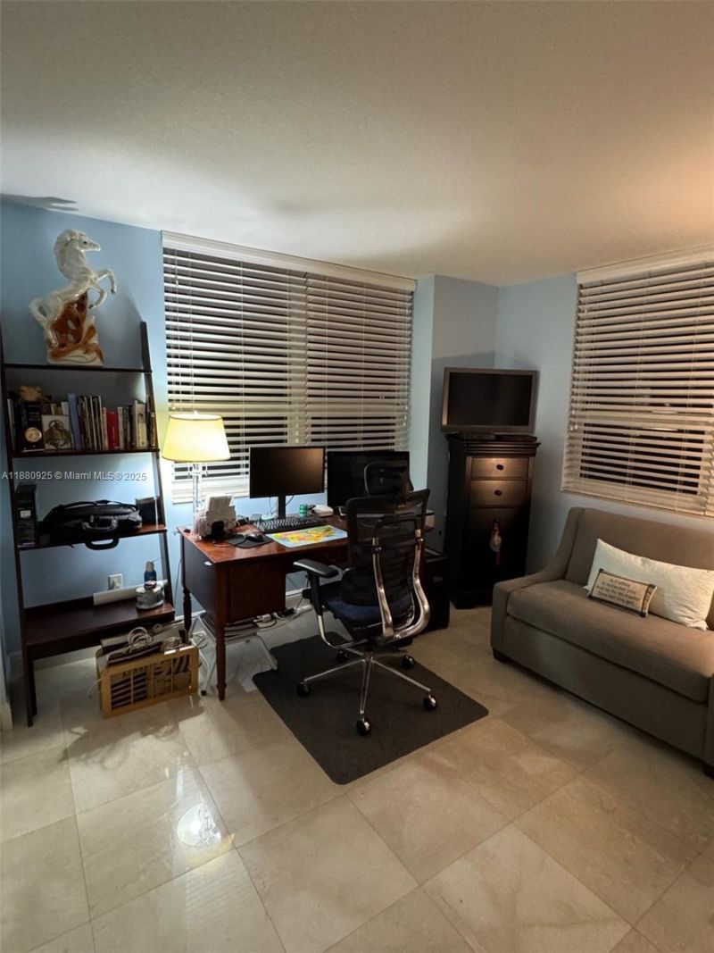 3232 SW 22nd Ter, Unit 801, Miami, FL 33145 Photo