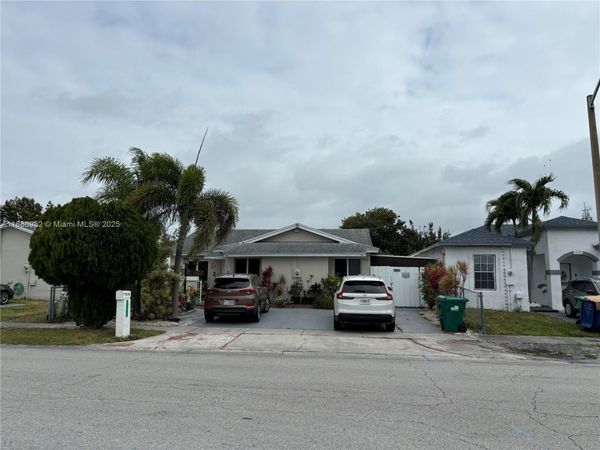 12343 SW 195th Ter, Miami, FL 33177