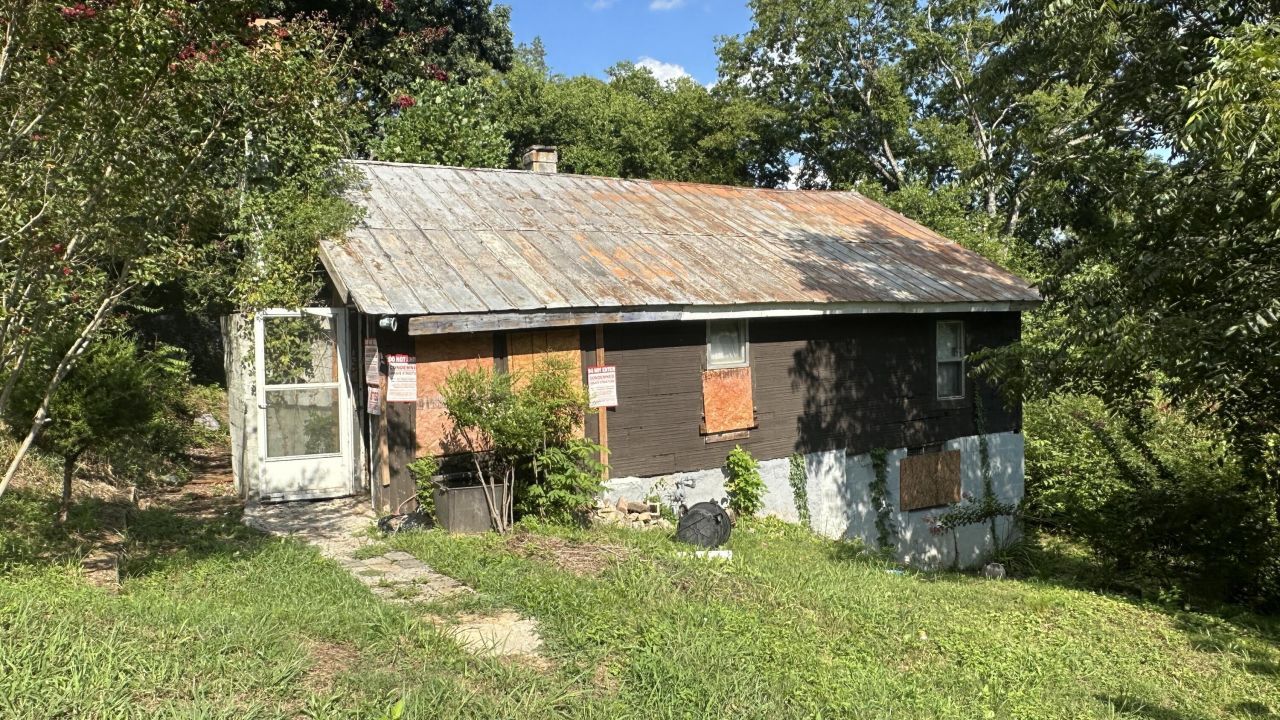 160 Dal Brown Road, Chattanooga, TN 37405 Main Photo