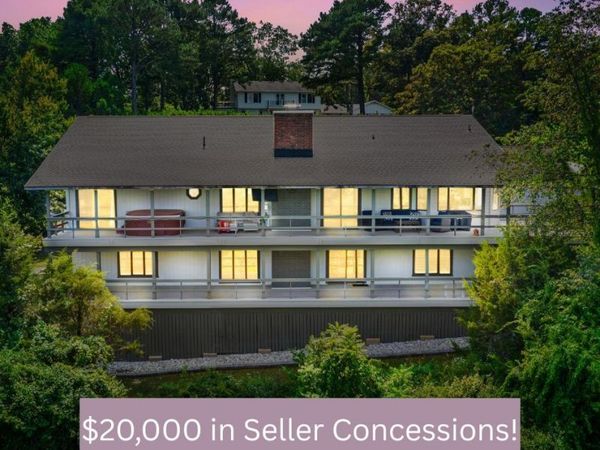 8021 Old White River Road, Rogers, AR 72756