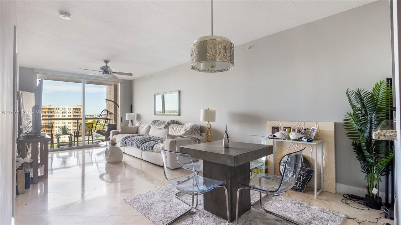 3020 NE 32nd Ave, Unit 716, Fort Lauderdale, FL 33308 Photo