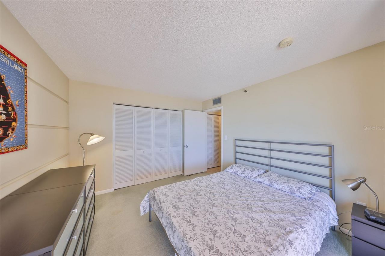 7430 Sunshine Skyway Lane S, Unit 403, Saint Petersburg, FL 33711 Photo