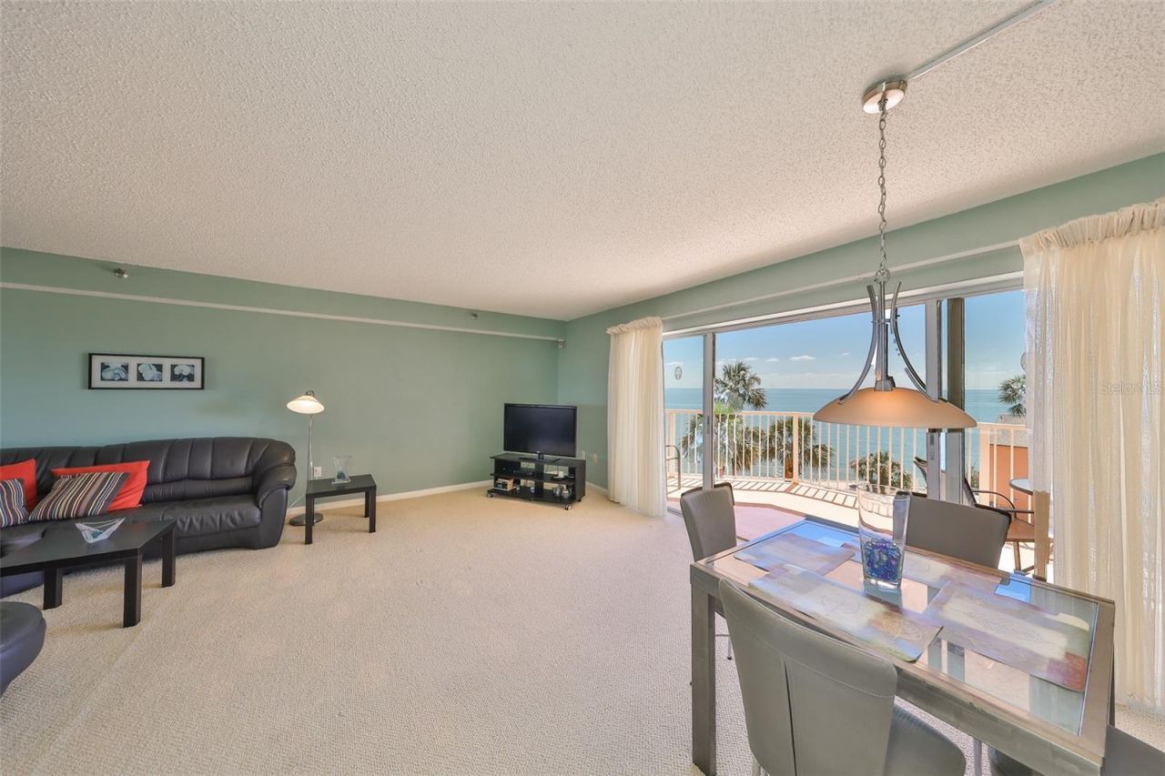 7430 Sunshine Skyway Lane S, Unit 403, Saint Petersburg, FL 33711 Photo