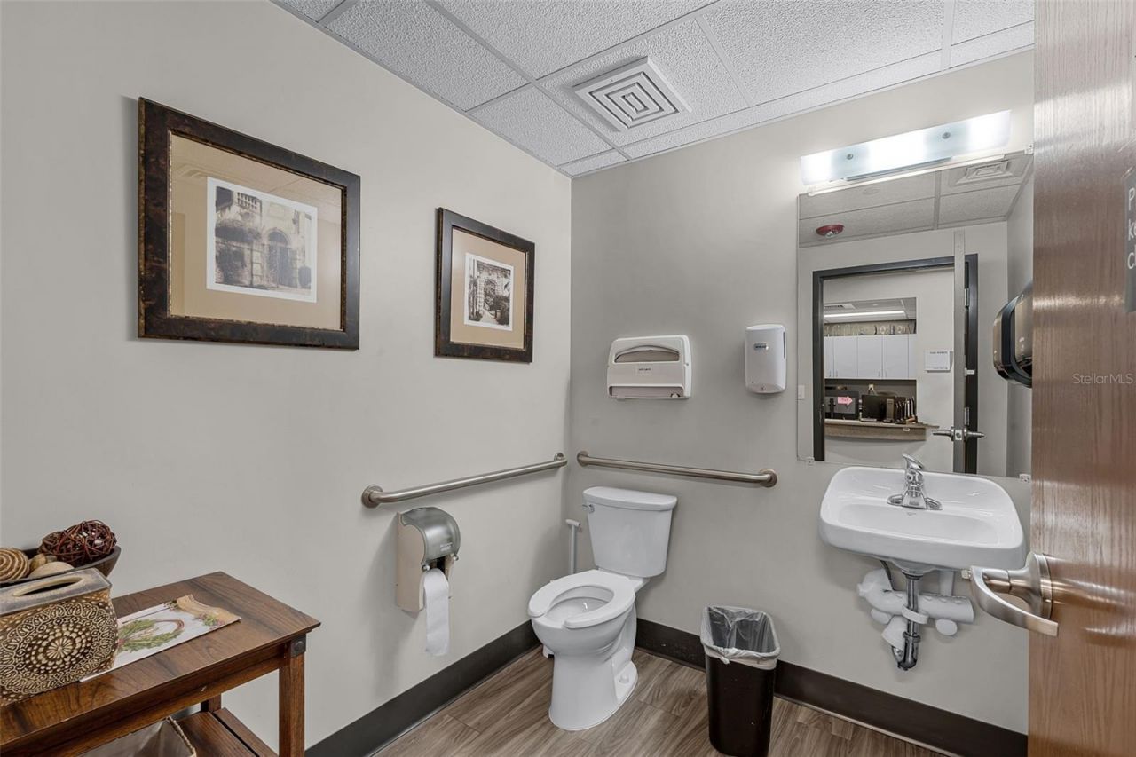 661 E Altamonte Drive, Unit 231, Altamonte Springs, FL 32701 Photo