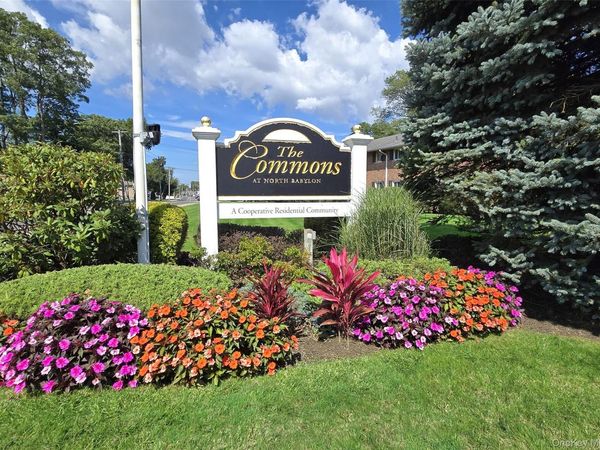 265 Edmunton, Unit I 12, North Babylon, NY 11703