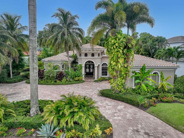 105 Remo Place, Palm Beach Gardens, FL 33418