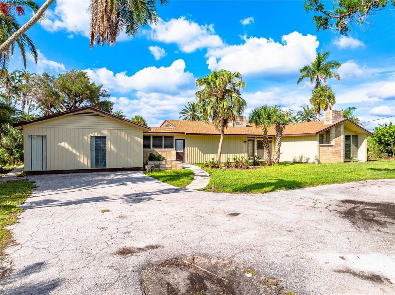 3620 Riverview Boulevard, Bradenton, FL 34205 Photo