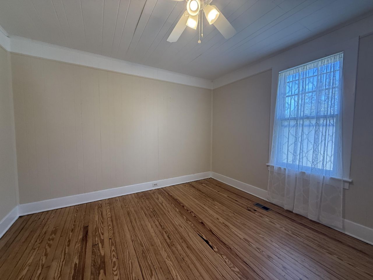 215 Church Street Photo 13