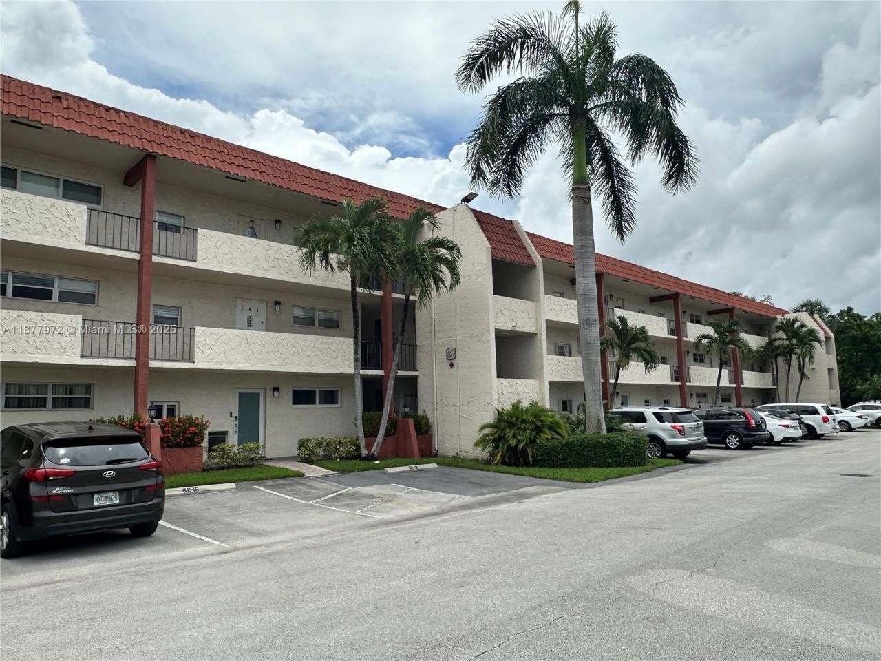 8901 S Hollybrook Blvd, Unit 306, Pembroke Pines, FL 33025 Photo