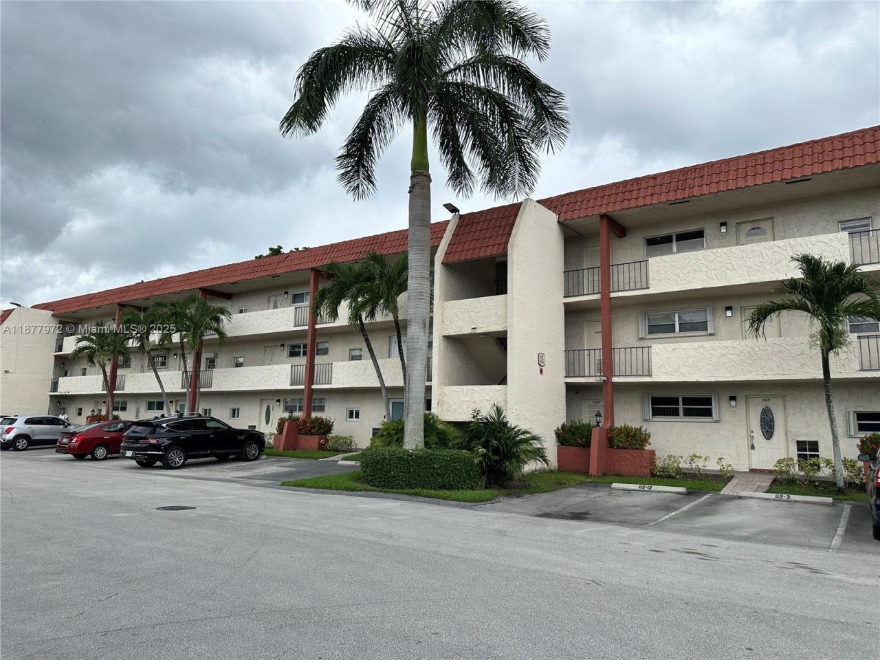 8901 S Hollybrook Blvd, Unit 306, Pembroke Pines, FL 33025 Photo