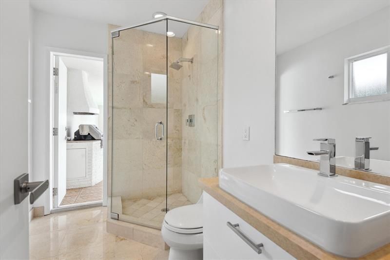 40 Isla Bahia Drive, Fort Lauderdale, FL 33316 Photo