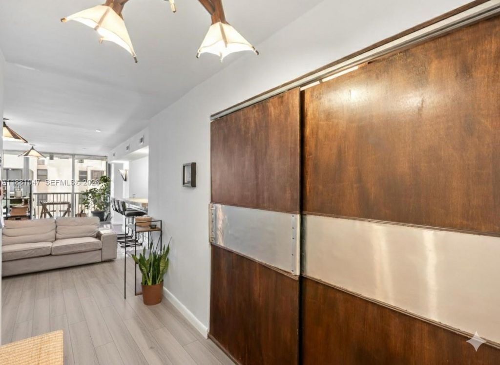 2655 Collins Ave, Unit 510, Miami Beach, FL 33140 Photo