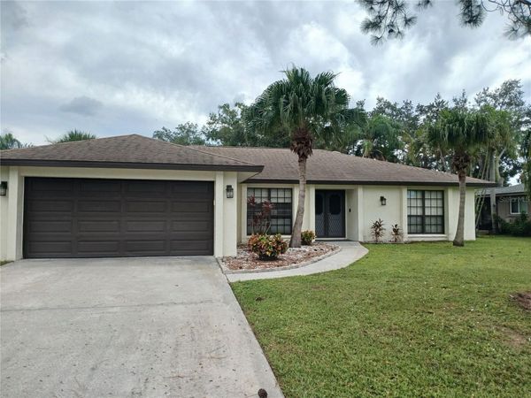 4131 CENTER GATE BOULEVARD, SARASOTA, FL 34233
