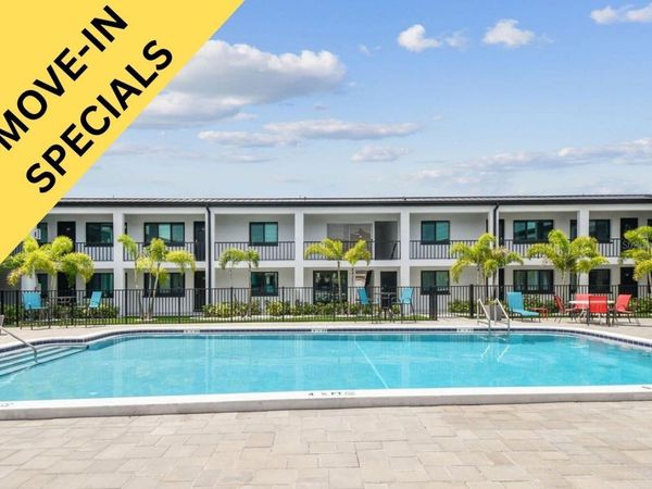 2942 W BAY DRIVE, Unit 2, BELLEAIR BLUFFS, FL 33770