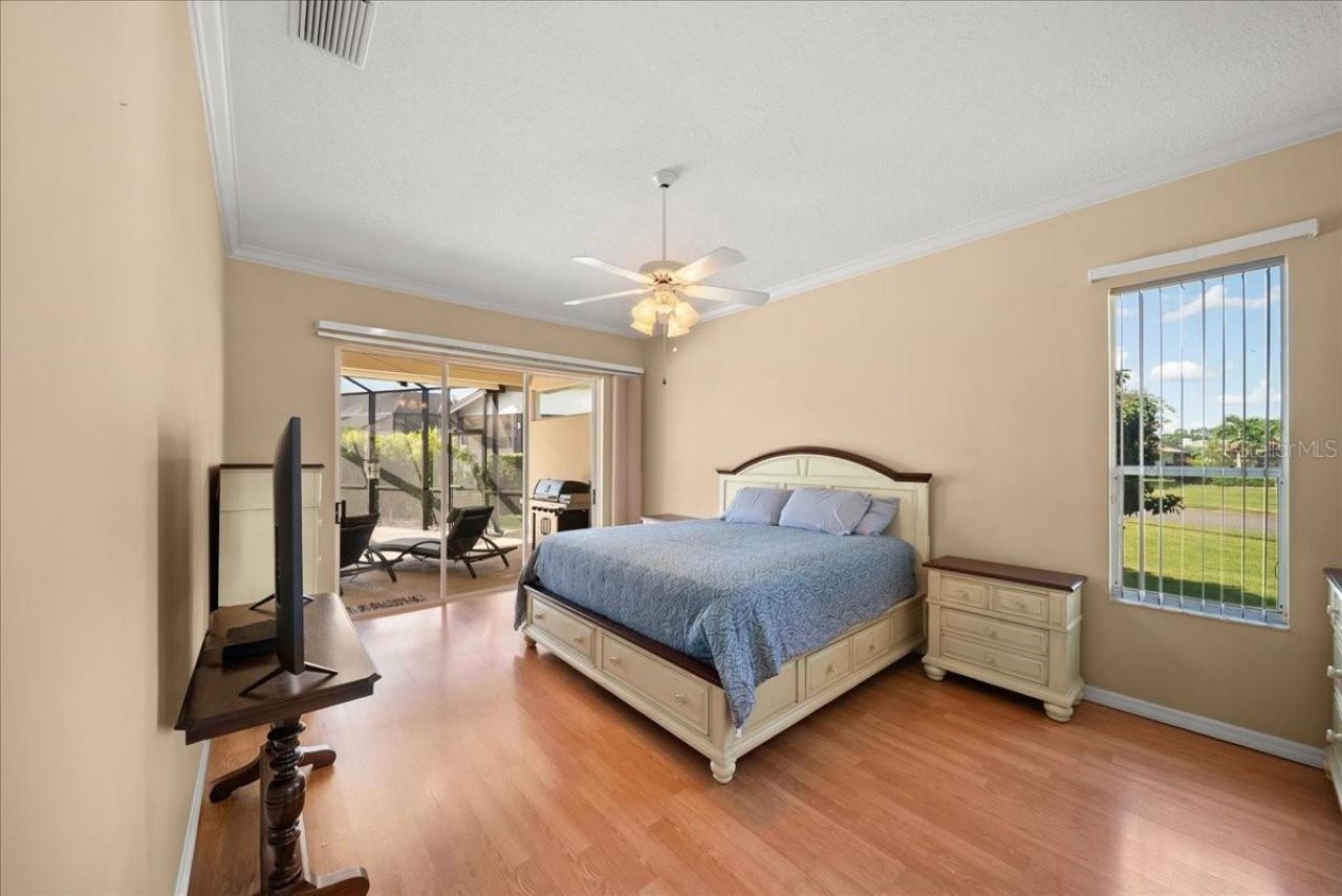 4321 Presidential Avenue Circle E, Bradenton, FL 34203 Photo