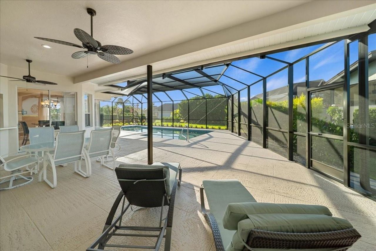 4321 Presidential Avenue Circle E, Bradenton, FL 34203 Photo