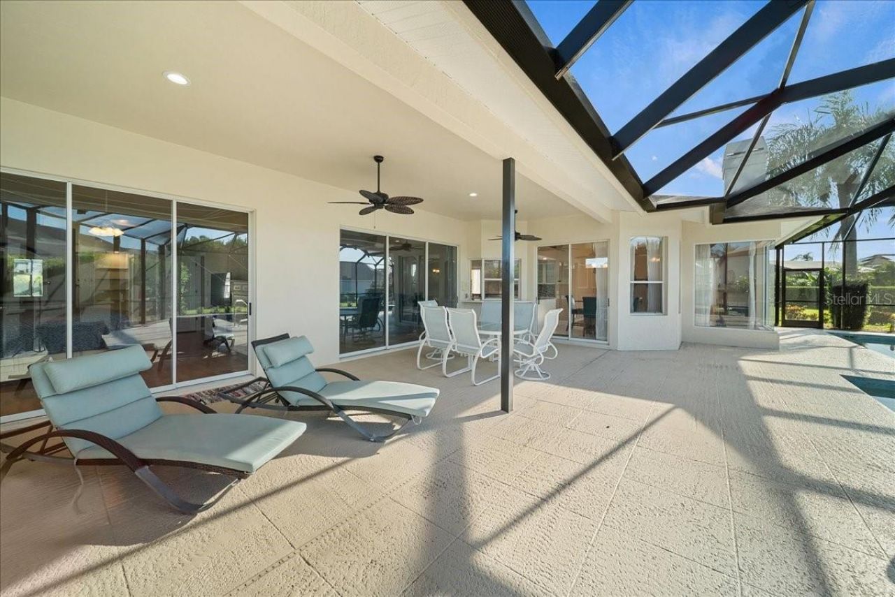 4321 Presidential Avenue Circle E, Bradenton, FL 34203 Photo