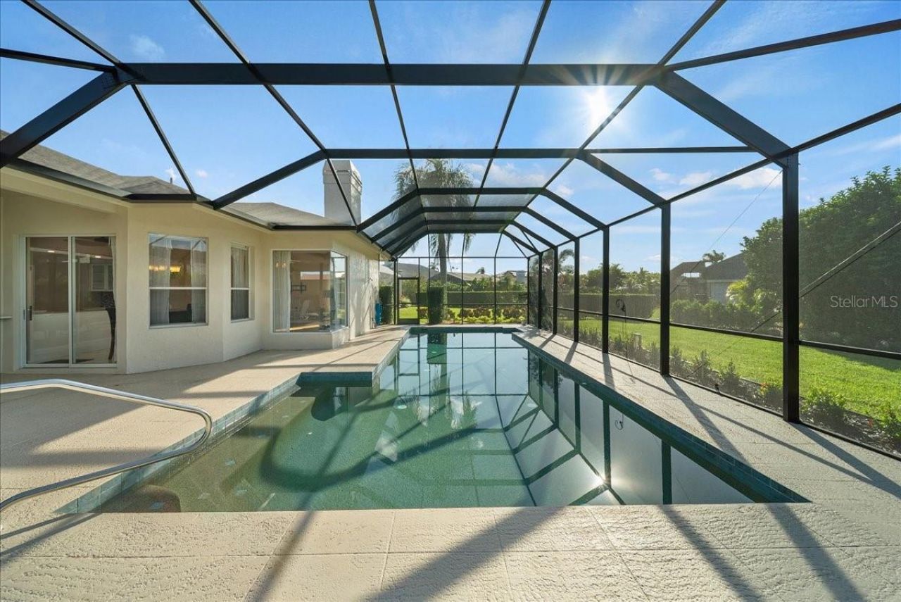 4321 Presidential Avenue Circle E, Bradenton, FL 34203 Photo