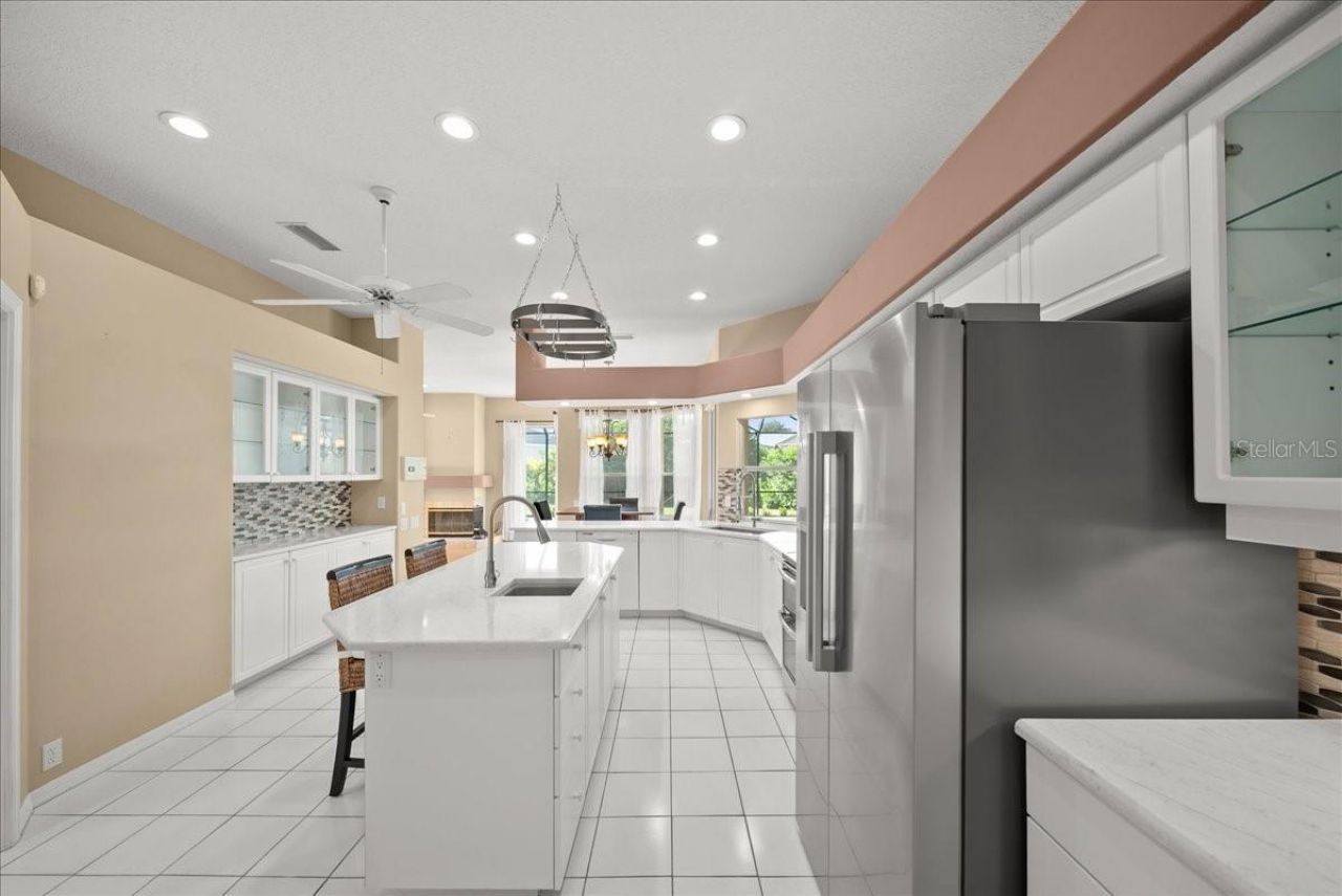 4321 Presidential Avenue Circle E, Bradenton, FL 34203 Photo