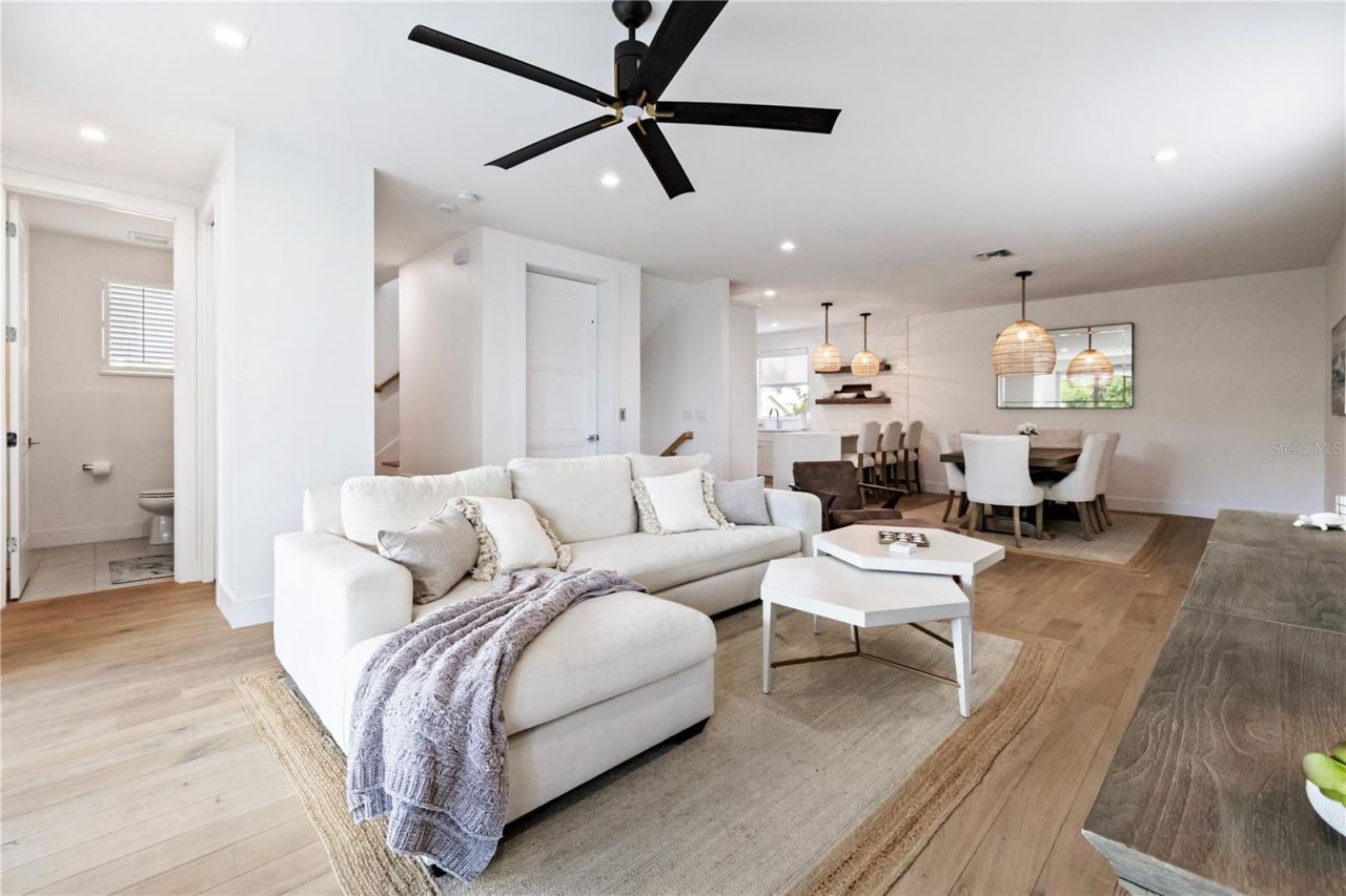 950 W Olympia Avenue, Punta Gorda, FL 33950 Photo