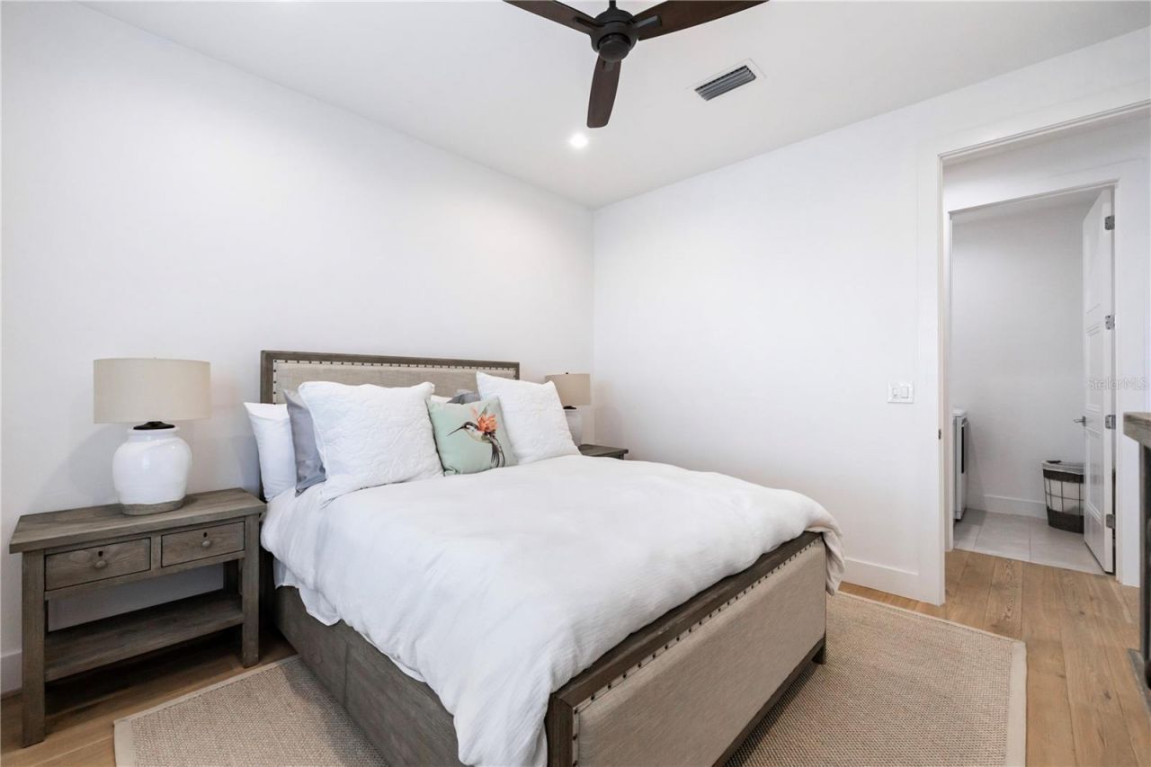 950 W Olympia Avenue, Punta Gorda, FL 33950 Photo