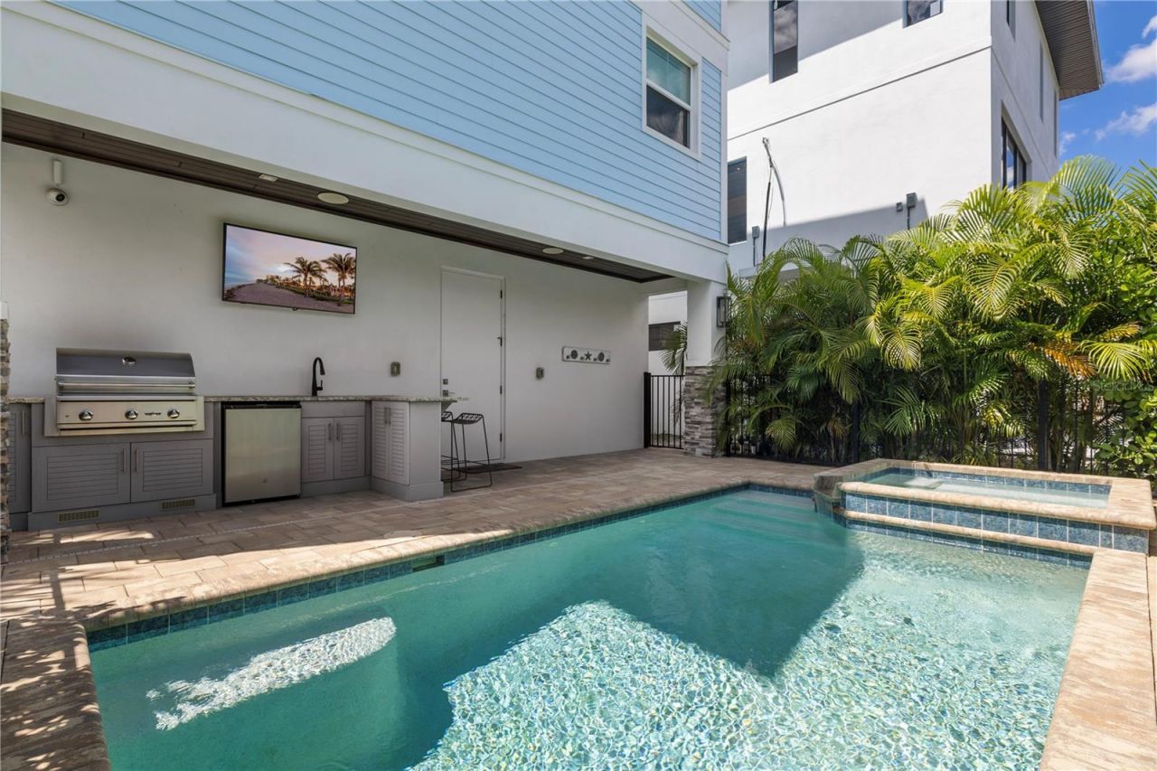 950 W Olympia Avenue, Punta Gorda, FL 33950 Photo