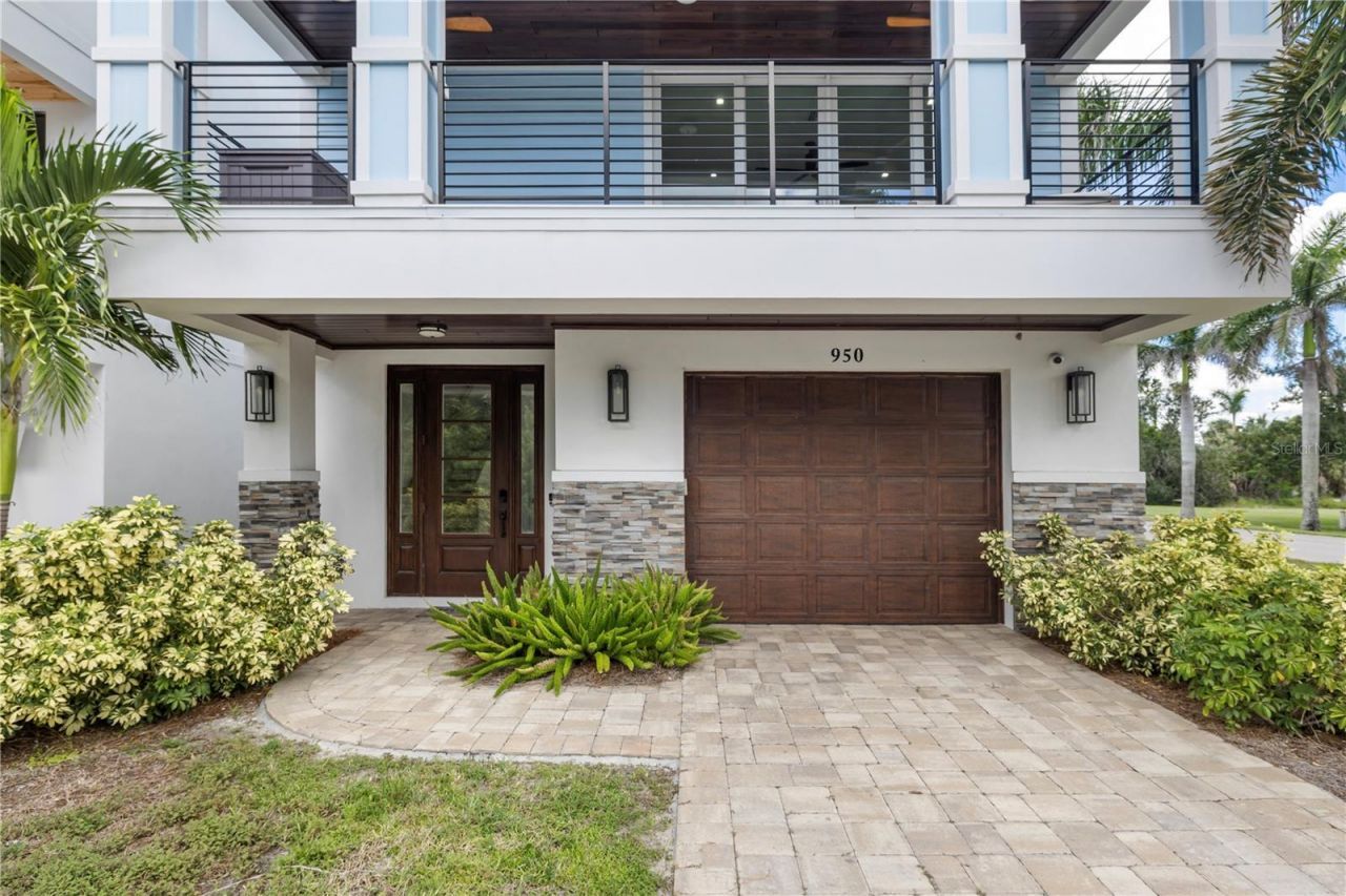 950 W Olympia Avenue, Punta Gorda, FL 33950 Photo