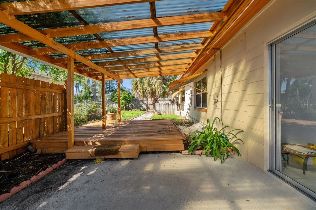 6903 S Shore Drive S, South Pasadena, FL 33707 Photo