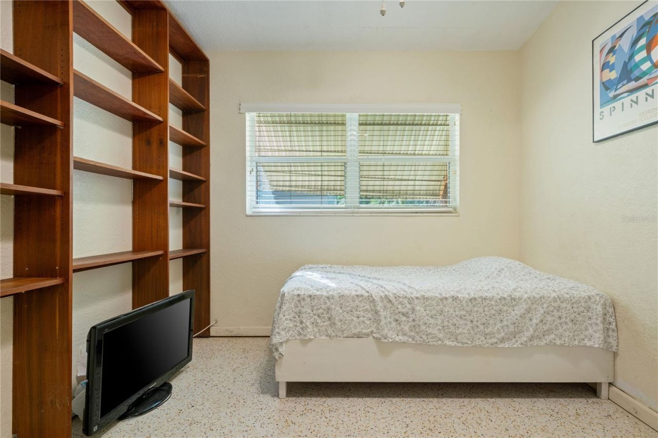 6903 S Shore Drive S, South Pasadena, FL 33707 Photo