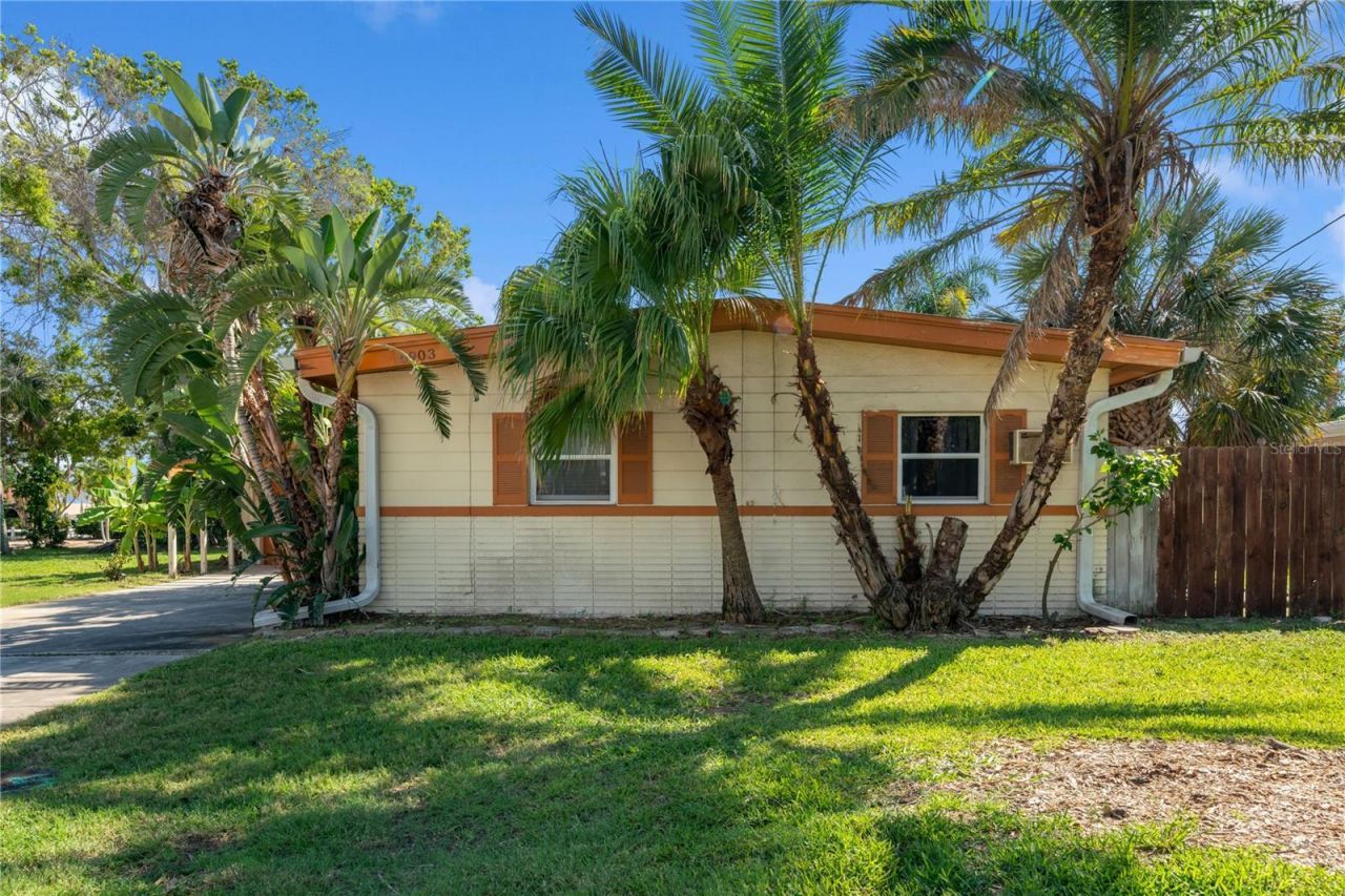 6903 S Shore Drive S, South Pasadena, FL 33707 Photo