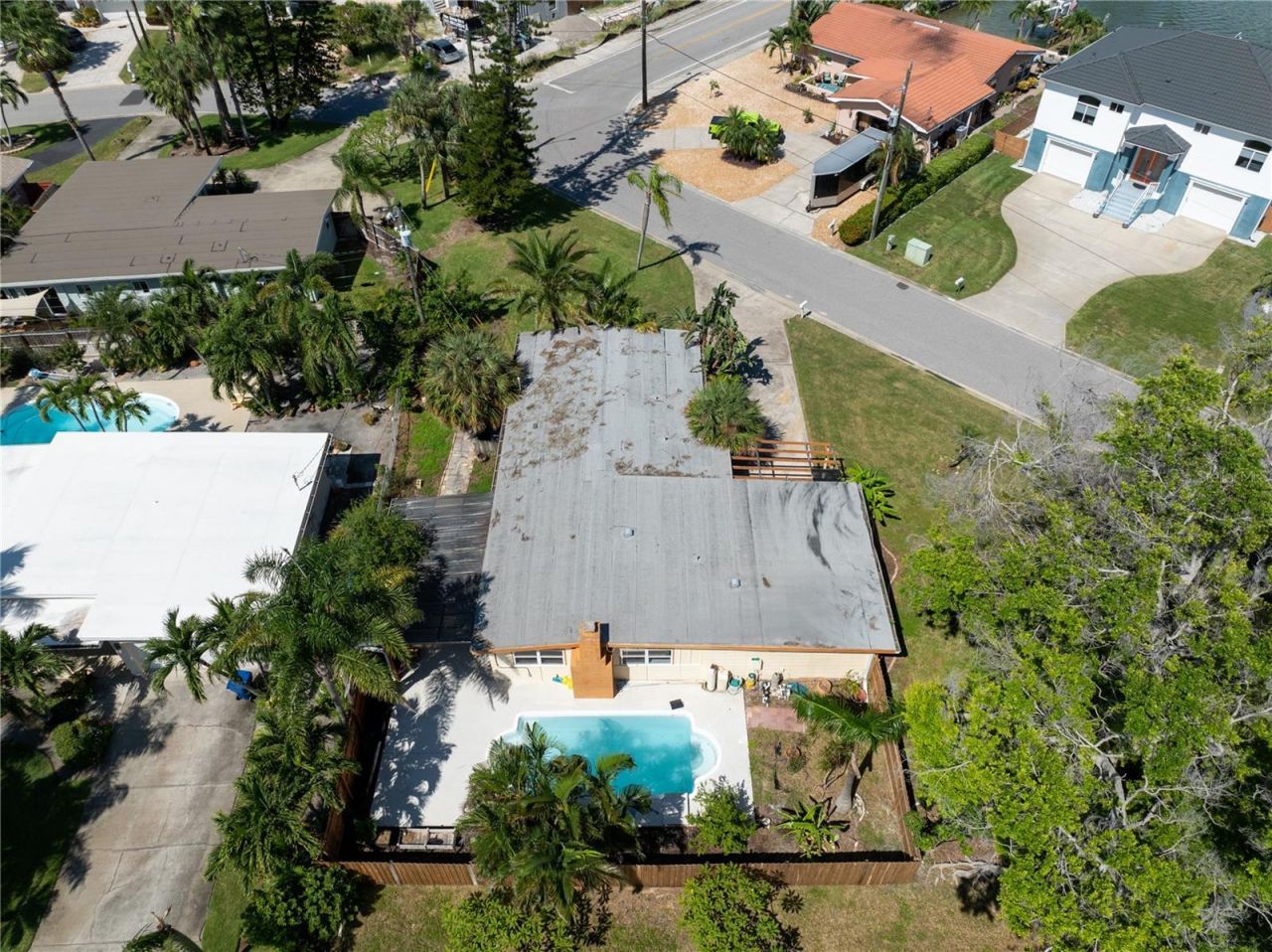 6903 S Shore Drive S, South Pasadena, FL 33707 Photo
