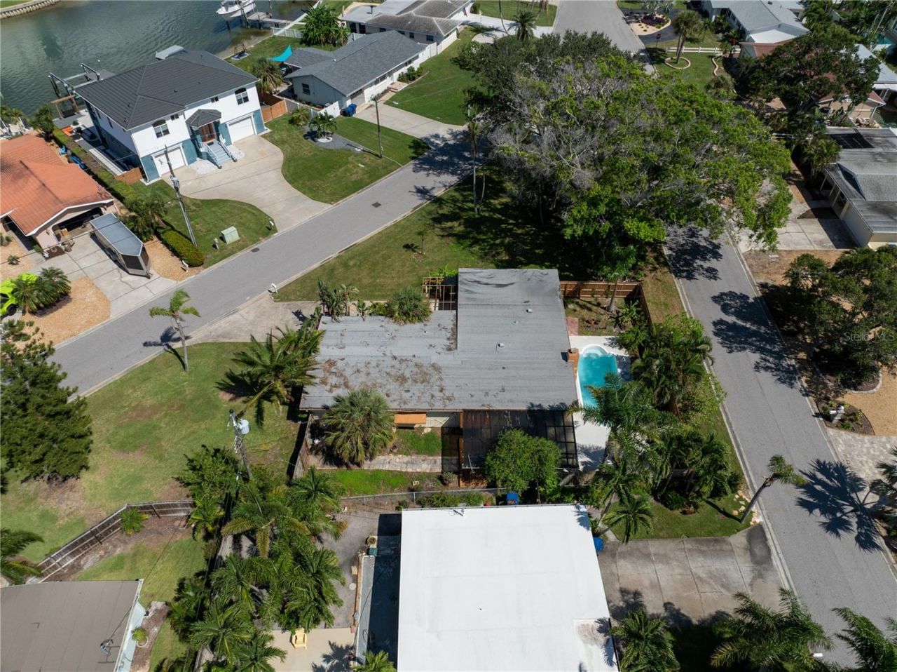 6903 S Shore Drive S, South Pasadena, FL 33707 Photo