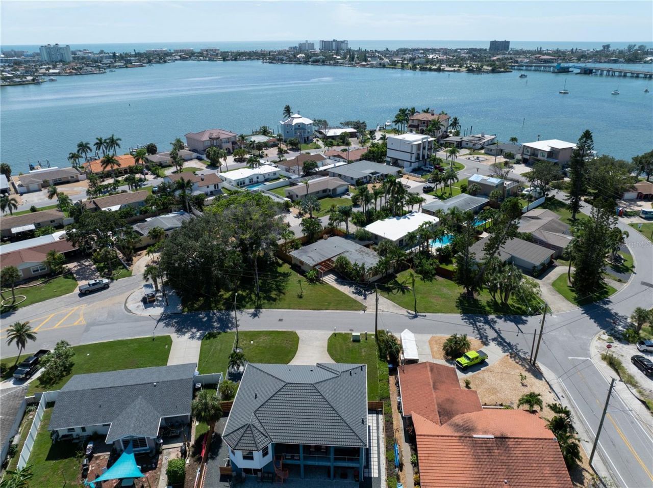 6903 S Shore Drive S, South Pasadena, FL 33707 Photo