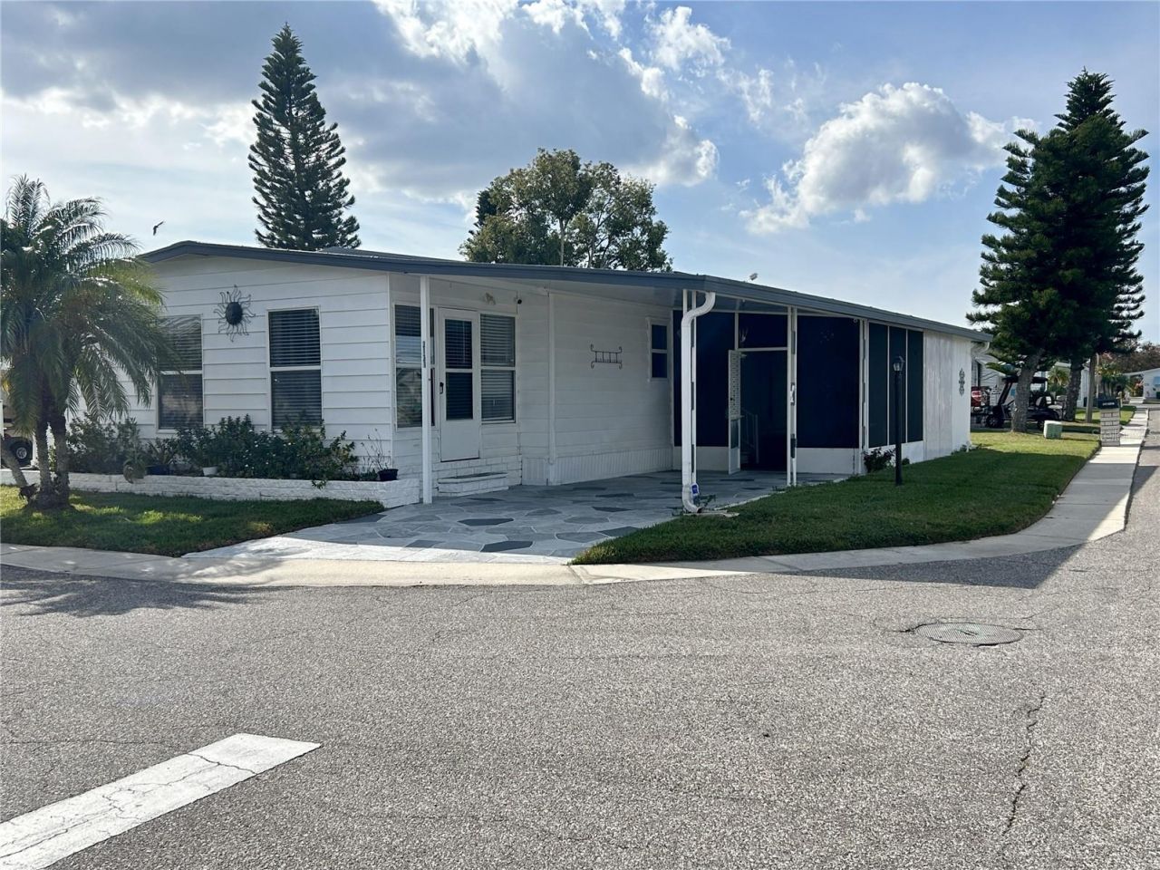 3131 Bixler Court, Holiday, FL 34690 Main Photo