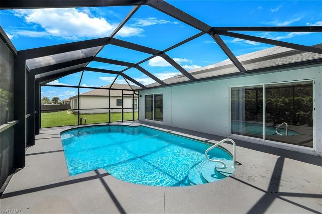 3109 NE 6th Pl, Cape Coral, FL 33909 Photo