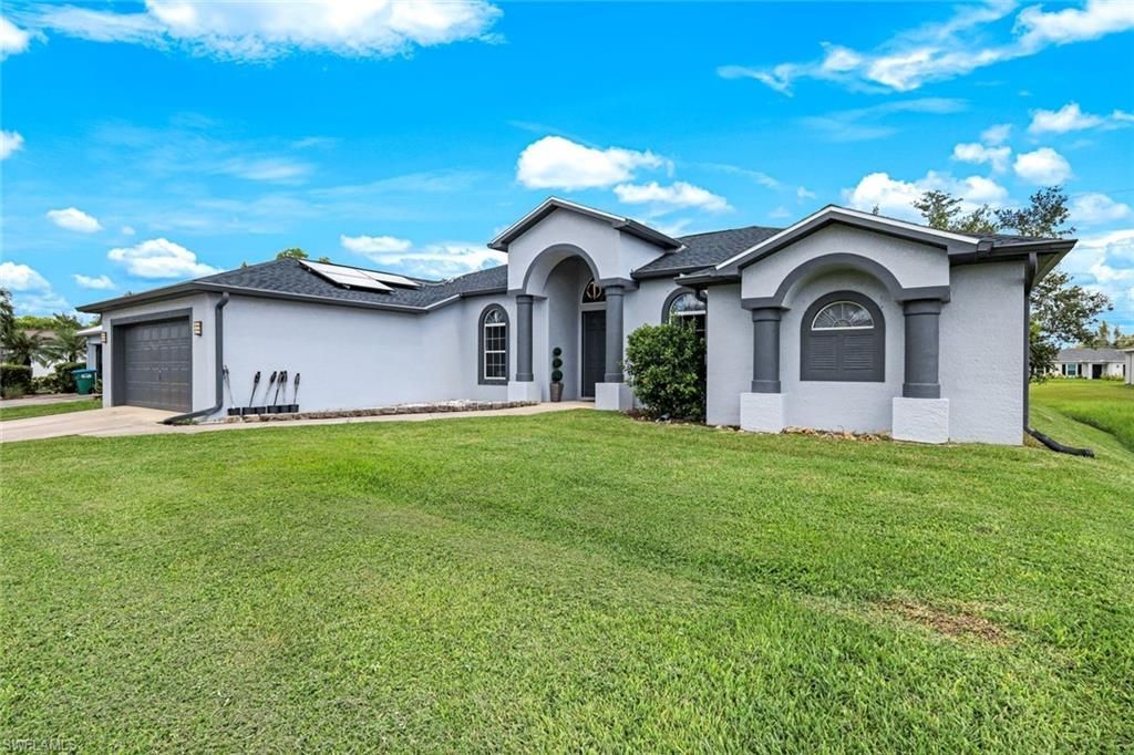 3109 NE 6th Pl, Cape Coral, FL 33909 Photo