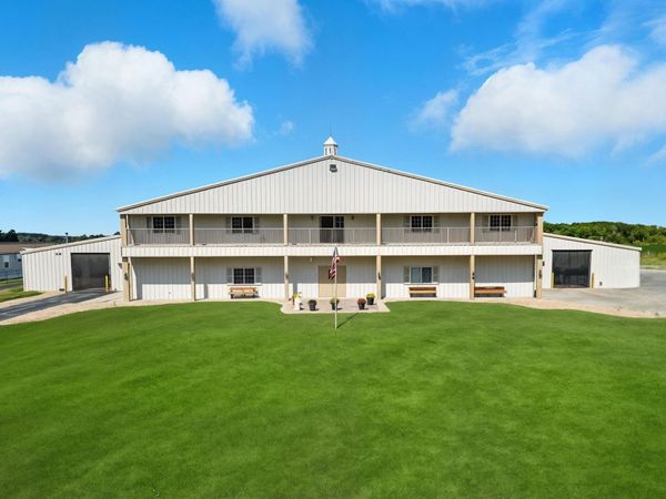 9121 E Bristol Road, Davison, MI 48423