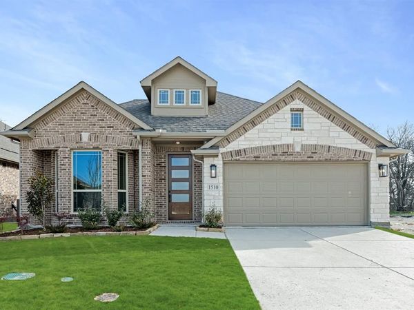 1510 Latimer Court, Trenton, TX 75490