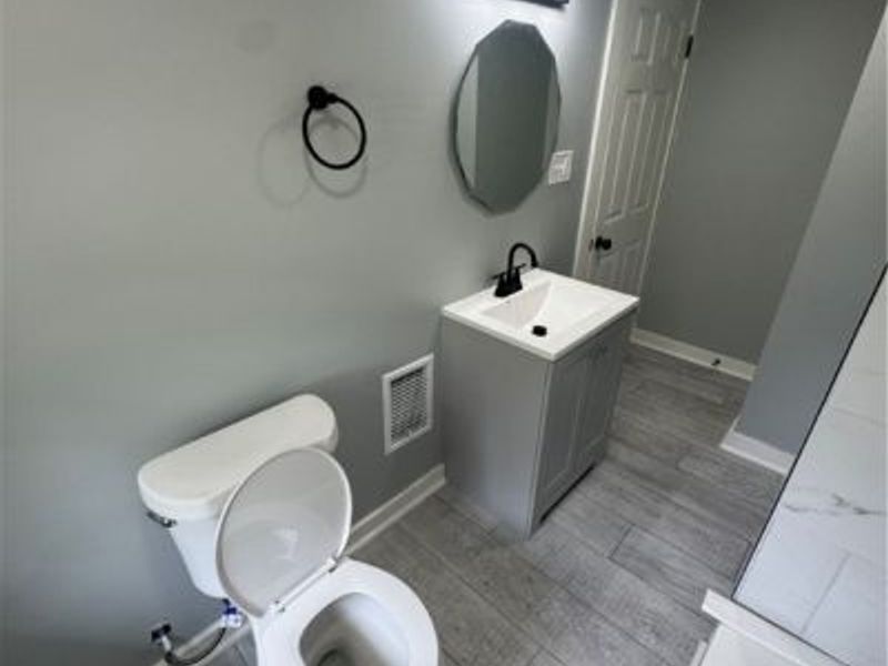 778 E 130th Street, Cleveland, OH 44108 Photo 14