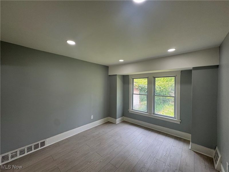 778 E 130th Street, Cleveland, OH 44108 Photo 6