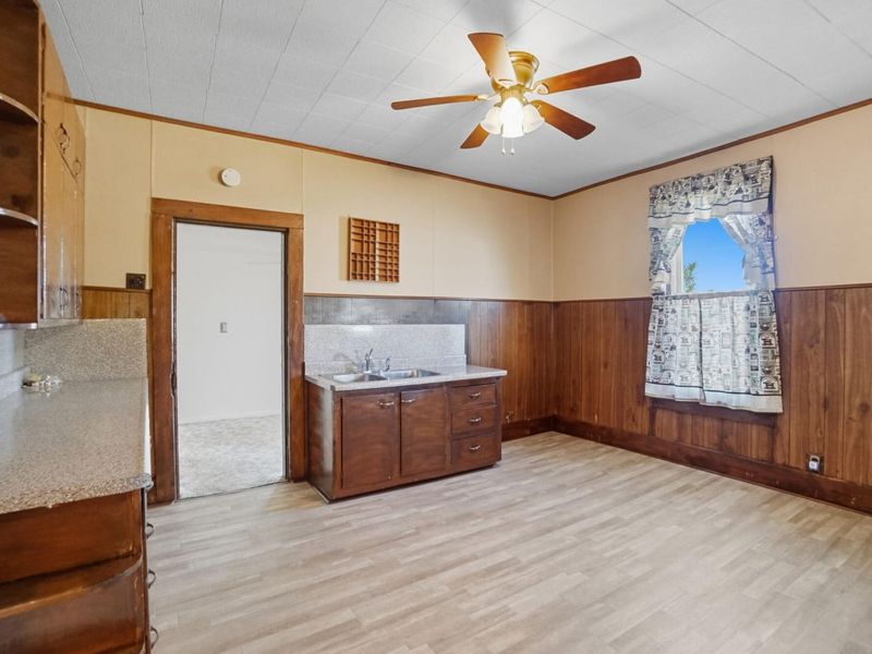 17 E Walnut Street, Uniopolis, OH 45888 Photo 12